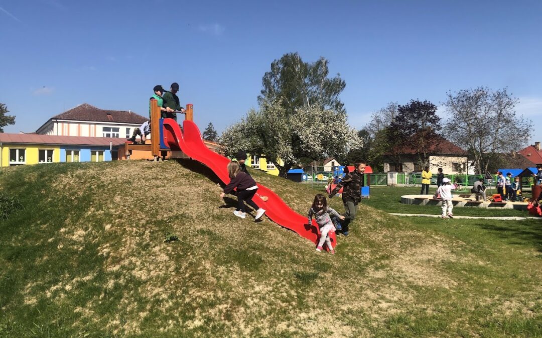 Zahrada u mateřské školy- návrh a realizace